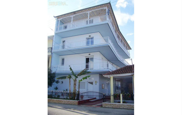 Hotel ALT